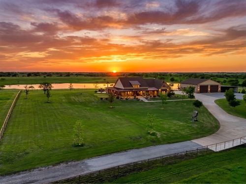 501 Alsdorf Rd, Ennis, TX, 75119-7523 | Card Image