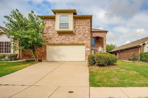 5831 Melanie Ct, Fort Worth, TX, 76131-1622 | Card Image