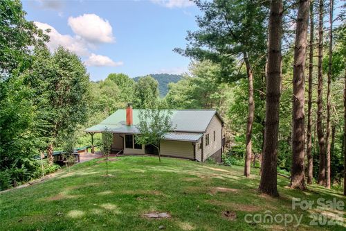 49 Jake Dr, Canton, NC, 28716-7866 | Card Image