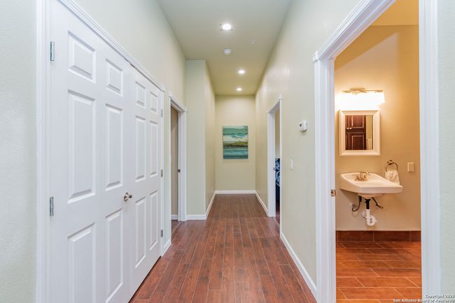 412 Warren St, House other with 7 bedrooms, 6 bathrooms and null parking in San Antonio TX | Image 13