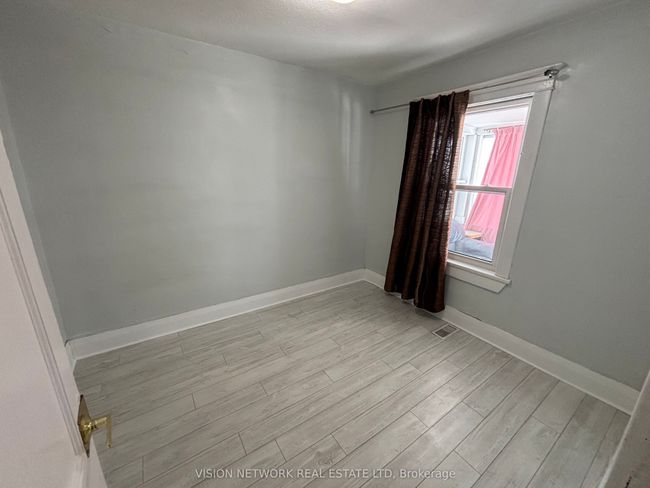 271 Highbury Ave N, House other with 4 bedrooms, 1 bathrooms and 4 parking in London ON | Image 5