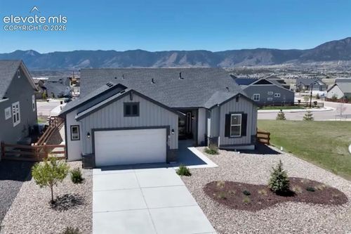 16860 New Autumn Dr, Monument, CO, 80132-9284 | Card Image