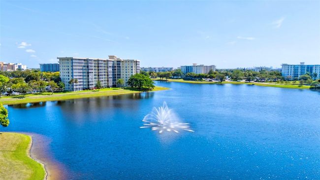 APT-305 - 3091 N Course Dr, Condo with 2 bedrooms, 2 bathrooms and null parking in Pompano Beach FL | Image 28