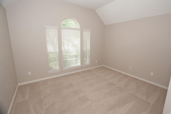 2211 Pearl Bay Ct, House other with 3 bedrooms, 2 bathrooms and 3 parking in Pearland TX | Image 19