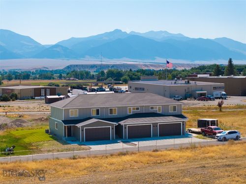 302 Vujo Ln, Ennis, MT, 59729-7703 | Card Image