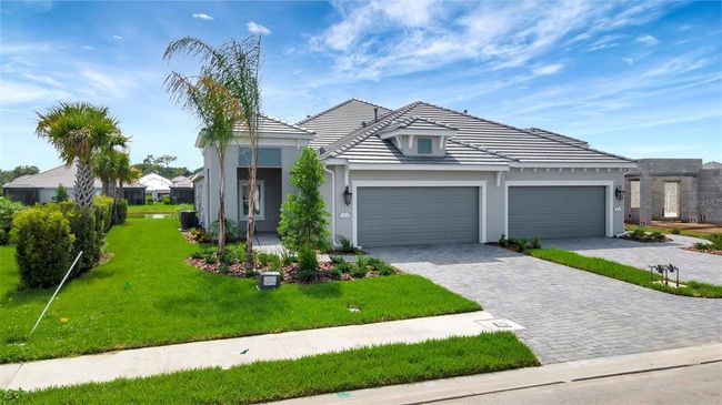 2638 Light Sky Ln, Home with 3 bedrooms, 2 bathrooms and null parking in BRADENTON FL | Image 6