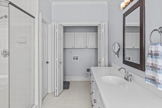 Laundry connections in Primary Ensuite | Image 30