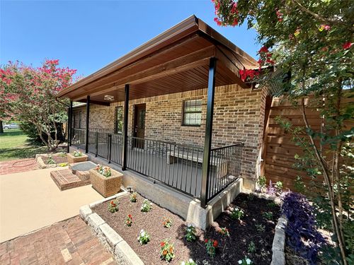 304 Oak Dr, Argyle, TX, 76226-3504 | Card Image