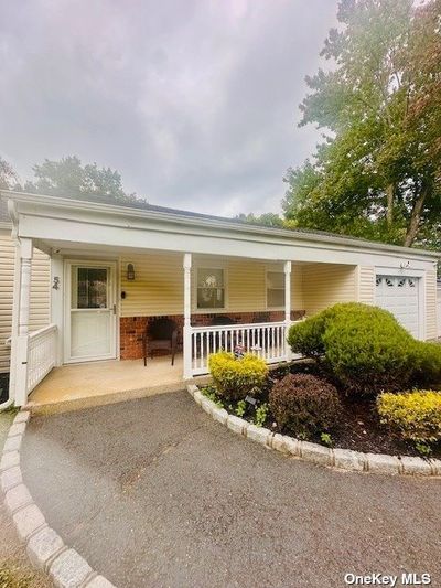 54 Patricia Lane, House other with 3 bedrooms, 2 bathrooms and null parking in South Setauket NY | Image 3