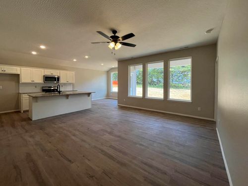 722 Swiss Road, Marshfield, MO, 65706 | Card Image