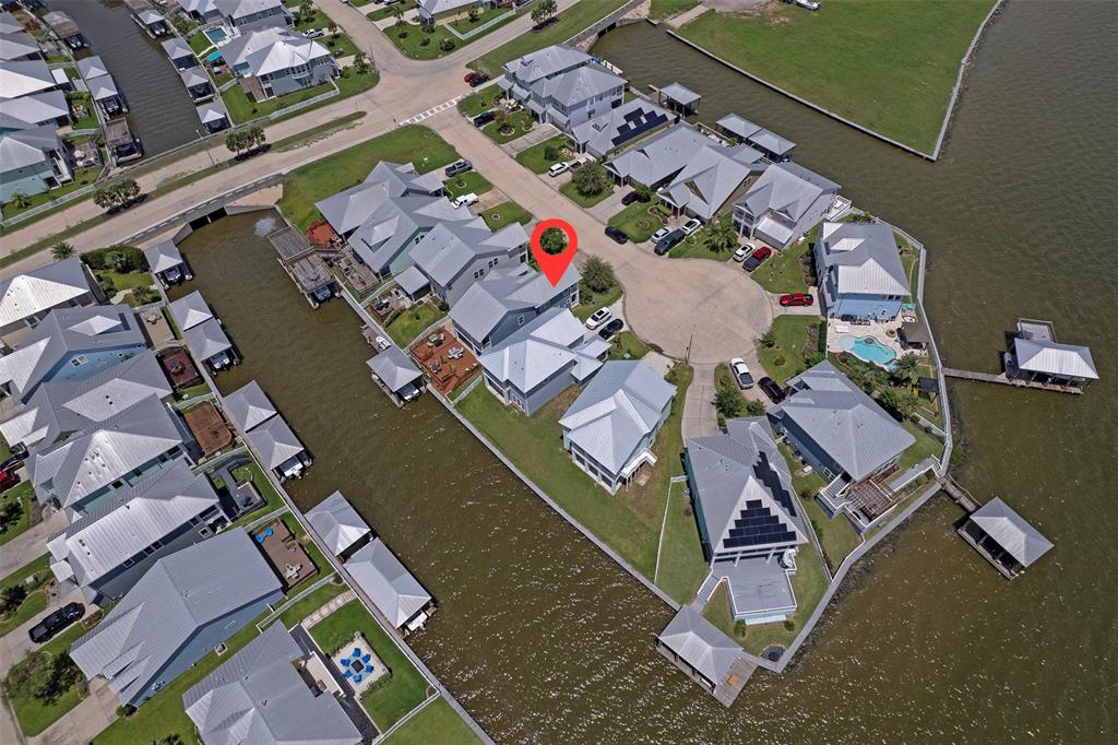 Brigantine Cay Ct, Texas City, TX 77590