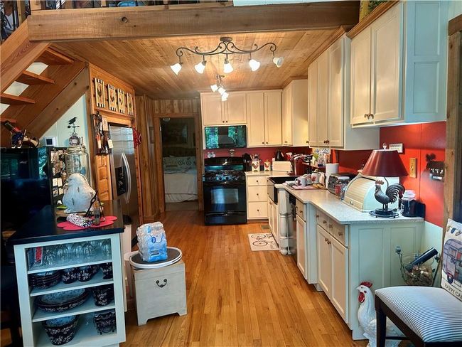 226 Hawk Hill Ln, House other with 3 bedrooms, 3 bathrooms and null parking in Lakemont GA | Image 6