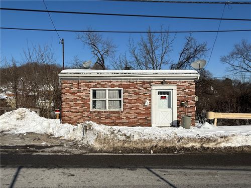 204 Mccoy Rd, Mc Kees Rocks, PA, 15136-2150 | Card Image