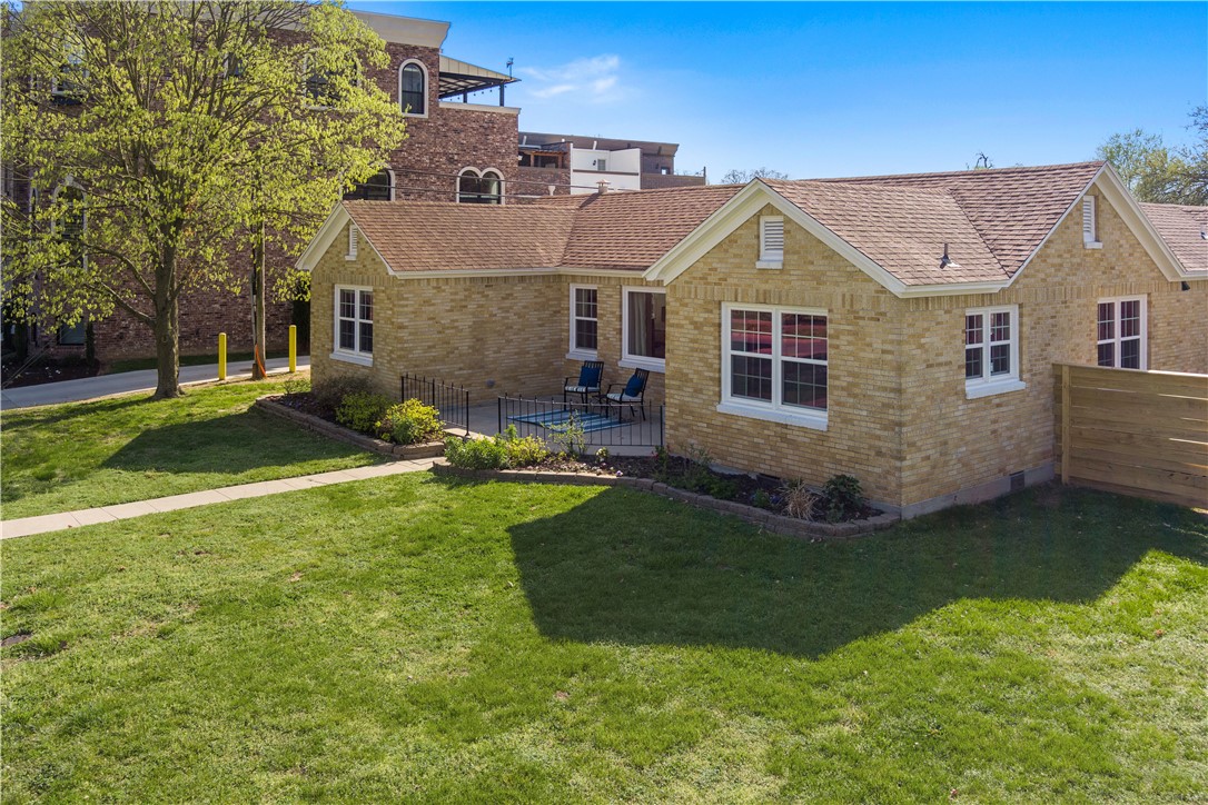 A St, Bentonville, AR 72712