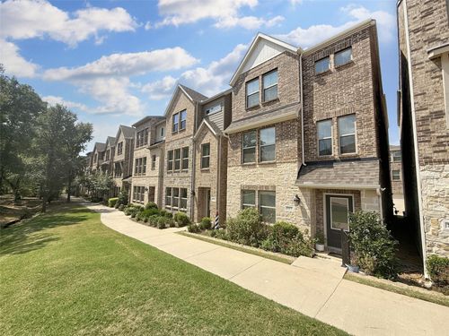 803 Tennessee Dr, Euless, TX, 76040-4691 | Card Image