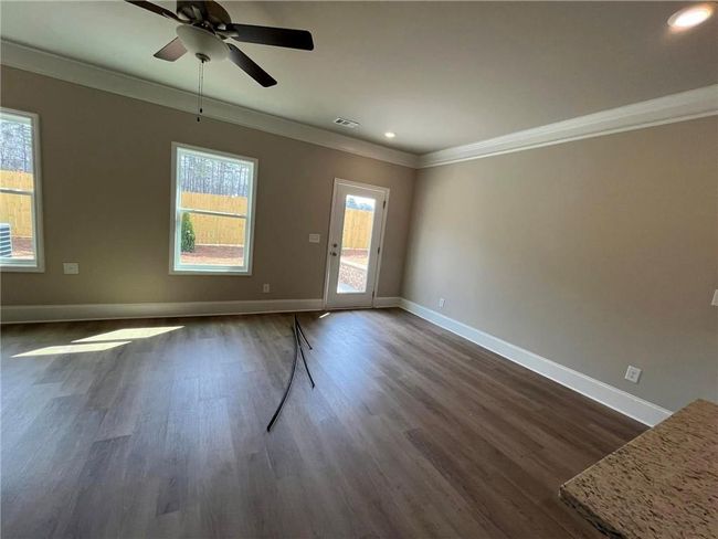 11 Creekside Commons Dr, Townhouse with 3 bedrooms, 3 bathrooms and null parking in Hoschton GA | Image 11