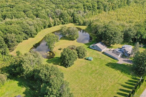 89 Deer Pond Rd, Verbank, NY, 12585-5106 | Card Image