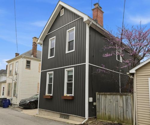 185 Nursery Ln, Columbus, OH, 43206-3520 | Card Image