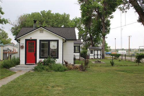 306 2nd St, Custer, MT, 59024-7702 | Card Image