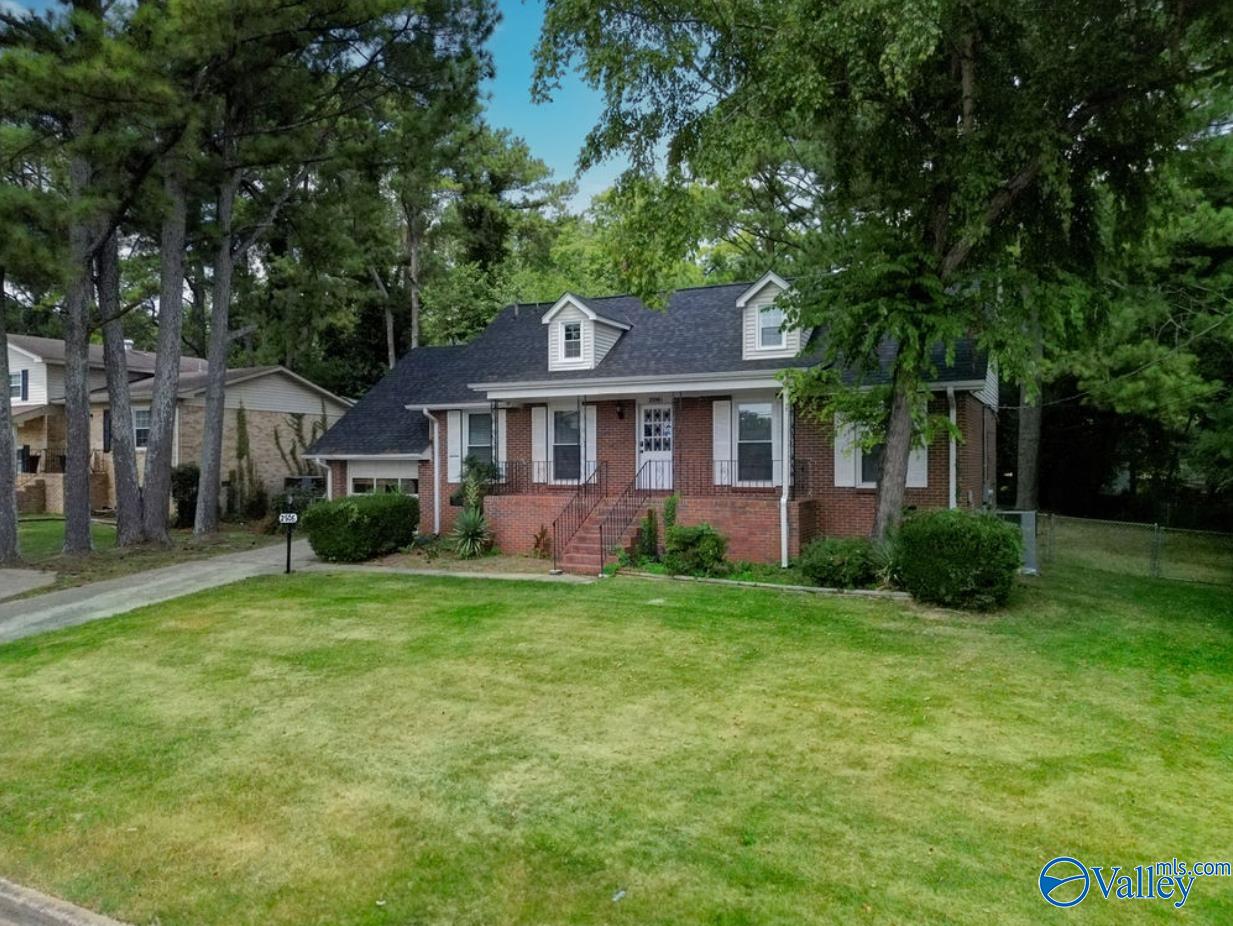 Greenhill Dr, Huntsville, AL 35810