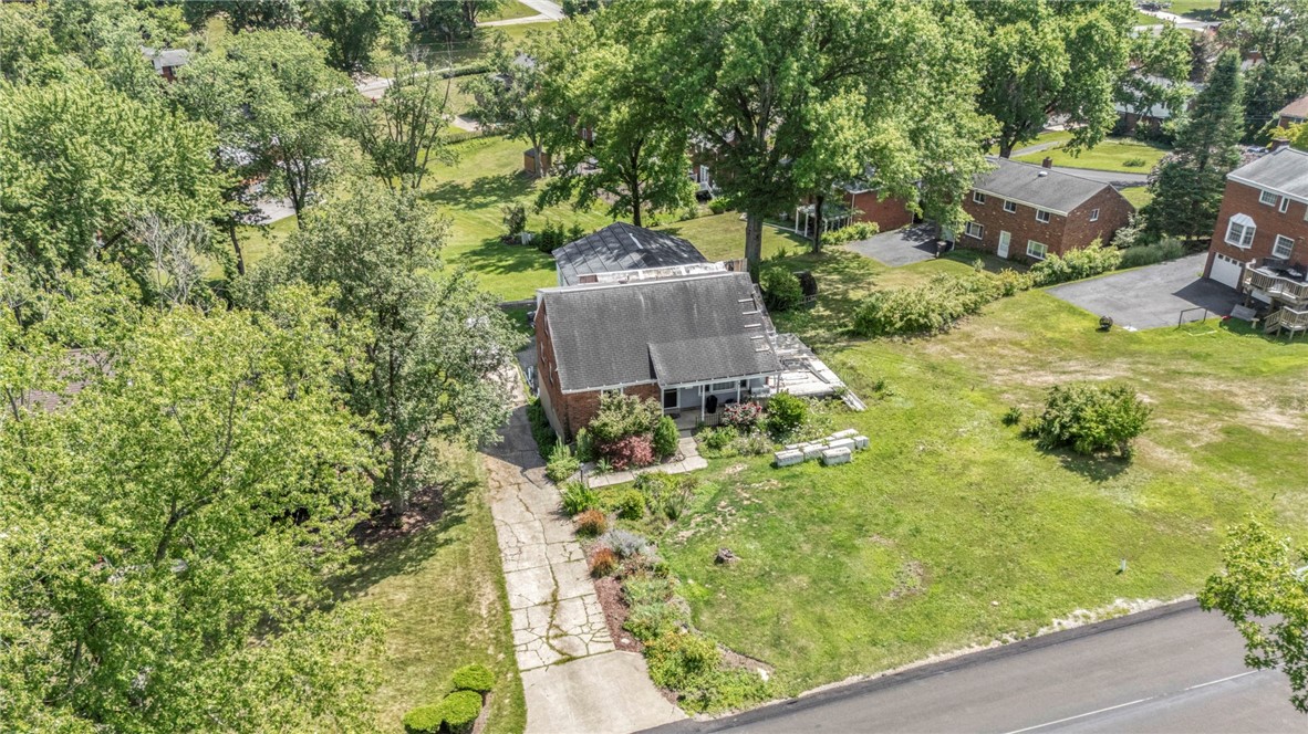 Residential in Upper St Clair 5