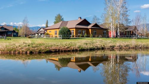 14 Green Meadows Dr, Sheridan, WY, 82801-9045 | Card Image