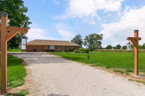 26220 S Groh Rd, Cleveland, MO, 64734-8111 | Card Image