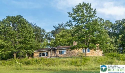 204 Ridge Cup Road, West Penn Twp, PA, 17960 | Card Image