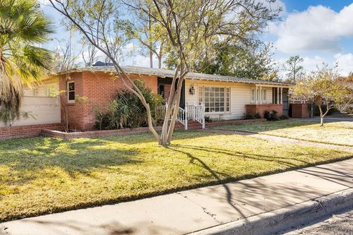 103 Monticello Dr, Odessa, TX, 79763-2933 | Card Image