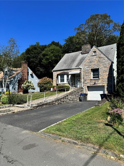 14 Coralyn Ave, White Plains, NY, 10605-3826 | Card Image