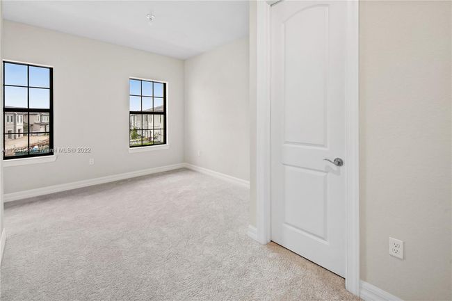 E - 4488 E Appleton Cir E, Townhouse with 3 bedrooms, 3 bathrooms and null parking in Oakland Park FL | Image 15