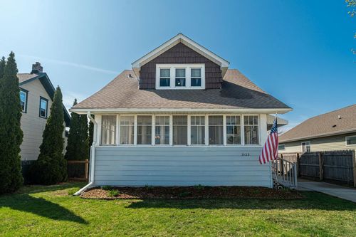 2123 27th Street, Kenosha, WI, 53140 | Card Image