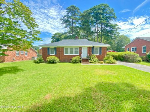742 Cavalier Cir, Kinston, NC, 28501-2734 | Card Image