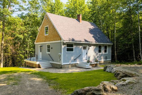 30 Bayberry Ln, Camden, ME, 04843-4012 | Card Image