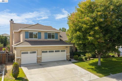 2016 Asilomar Dr, Antioch, CA, 94509-8929 | Card Image