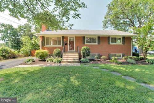 7705 Royston St, ANNANDALE, VA, 22003-5332 | Card Image