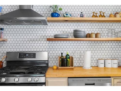 2680 Roosevelt Ave, Thornton, CO, 80229-3817 | Card Image