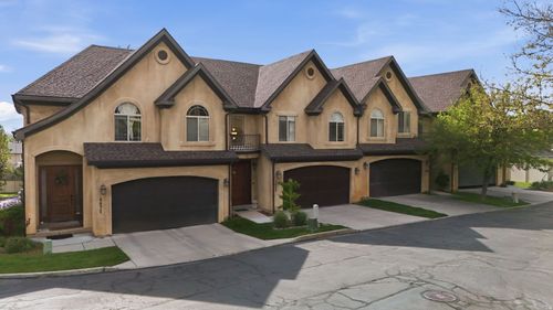 4468 S Archer Garden Ct, Holladay, UT, 84117-6795 | Card Image