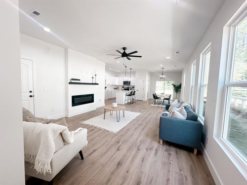 556 S Main St, woodruff, SC, 29388-2119 | Card Image