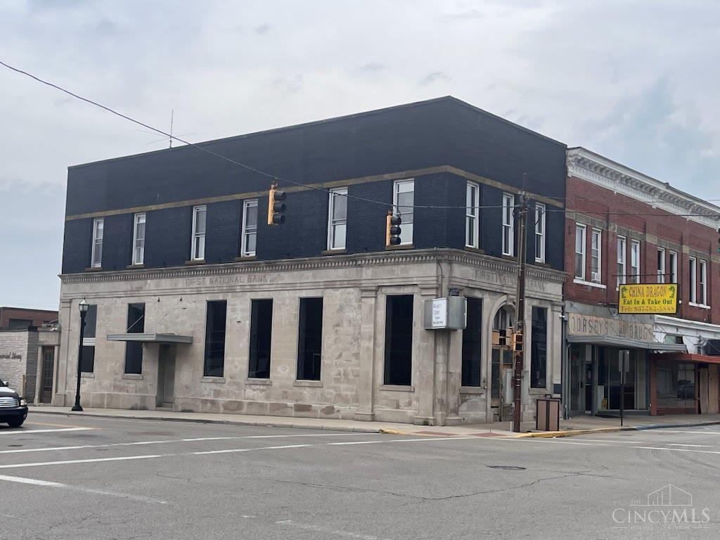 Commercial Sale in Blanchester
