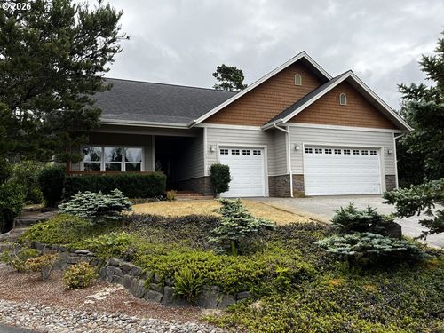 1015 Prestwick Ct, Florence, OR, 97439 | Card Image