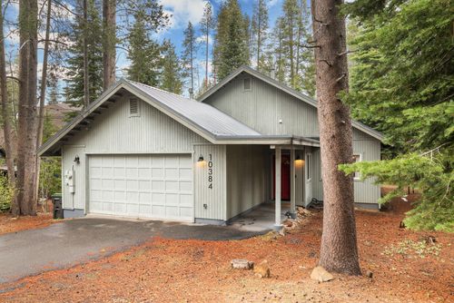 10384 Jeffrey Way, Truckee, CA, 96161-2648 | Card Image