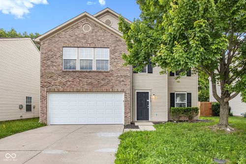 7512 Redcliff Rd, Indianapolis, IN, 46256-3950 | Card Image