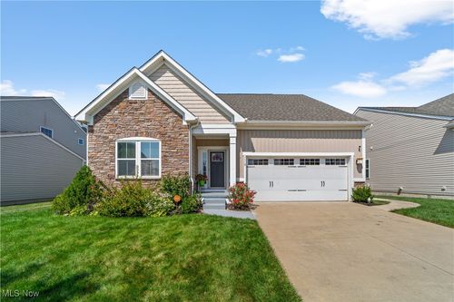 11119 Dandridge Dr, Warrensville Heights, OH, 44128-4170 | Card Image