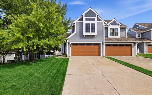 2517 82nd St, Urbandale, IA, 50322-4464 | Card Image