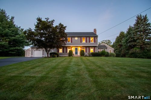 18 Quigley Rd, Wallingford, CT, 06492-5321 | Card Image