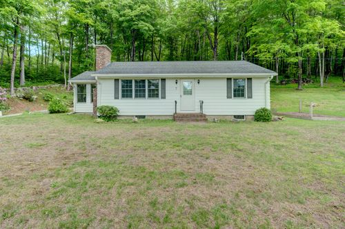 7 Parker Rd, Willington, CT, 06279-1724 | Card Image