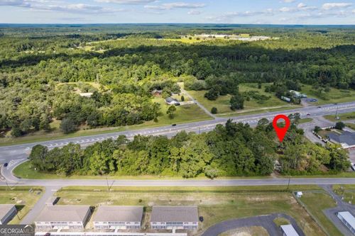 2742 Second St S, Folkston, GA, 31537-8438 | Card Image