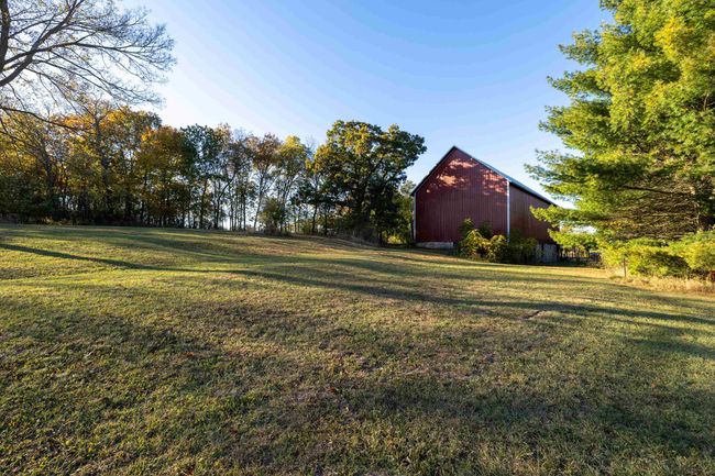 E7695B Highway 23/33, House other with 5 bedrooms, 2 bathrooms and null parking in EXCELSIOR WI | Image 41