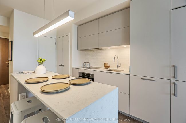 602 - 20 Richardson St, Condo with 2 bedrooms, 2 bathrooms and 1 parking in Toronto ON | Image 9